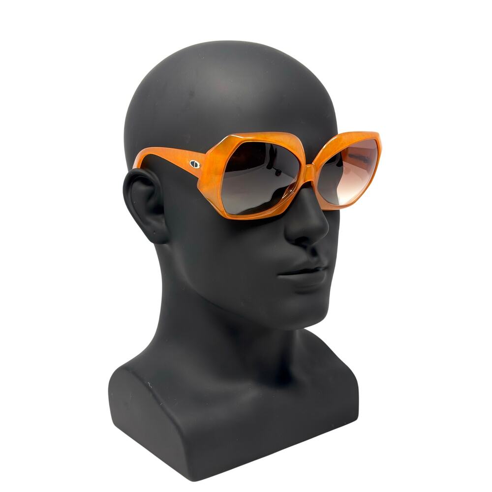 Christian Dior Oversized Archive Sunglasses - Picture 2 of 12